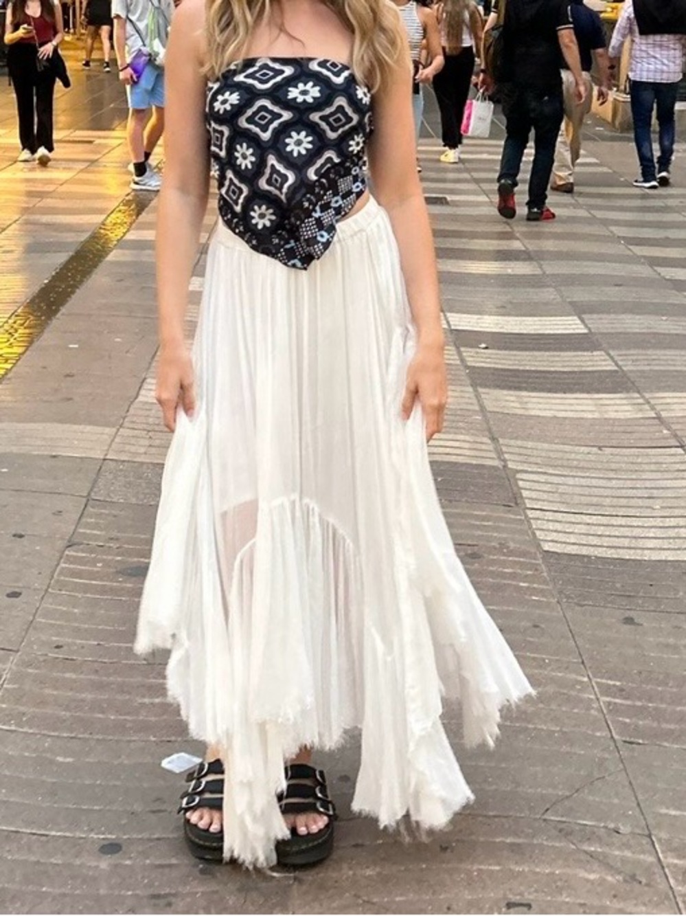Free People White Layered High-Low Boho Maxi Skirt - Picture 2 of 4